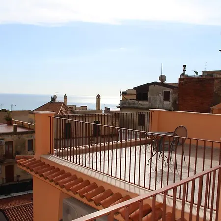 Circe تاورمينا